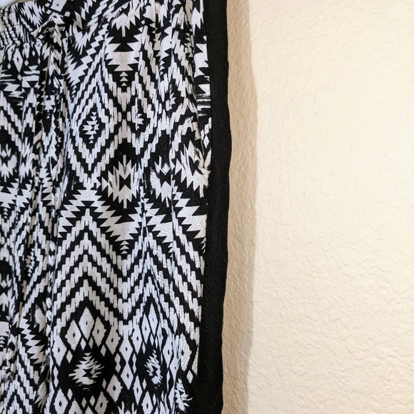 I.N. San Francisco Aztec Print Palazzo Pants - Picture 3 of 5